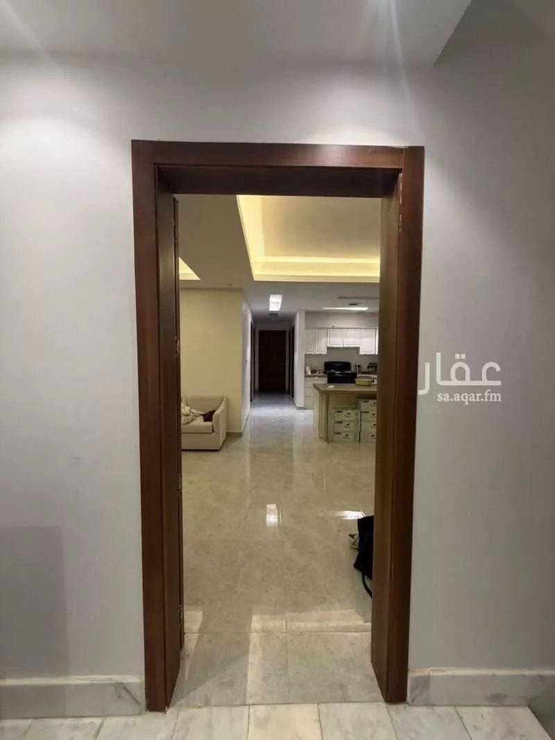 فيلا 8 غرف في العارض 21