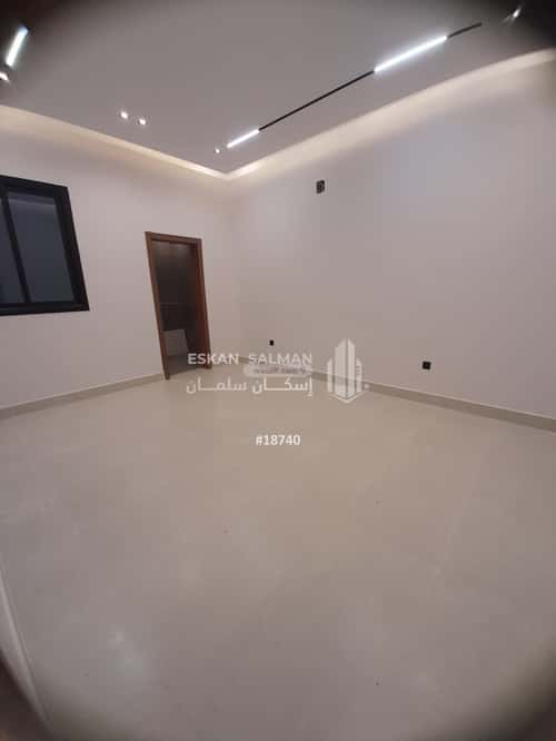 7 bedroom floor in Al Janadriyah 2