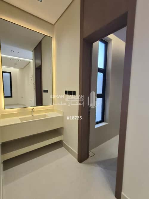 13 bedroom villa in Al Janadriyah 4