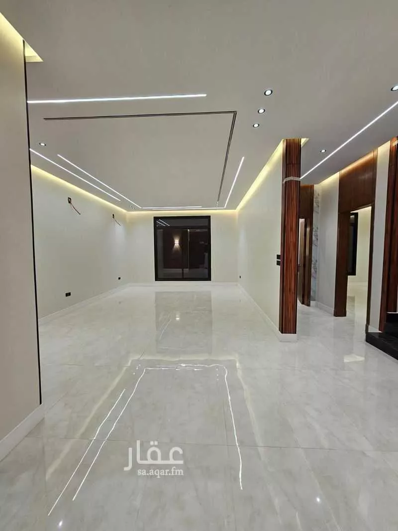 6 bedroom villa in Ash Sharq 18