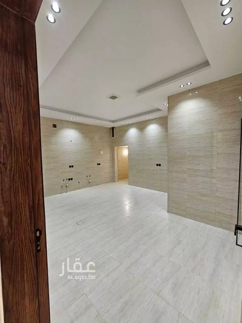6 bedroom villa in Ash Sharq 5