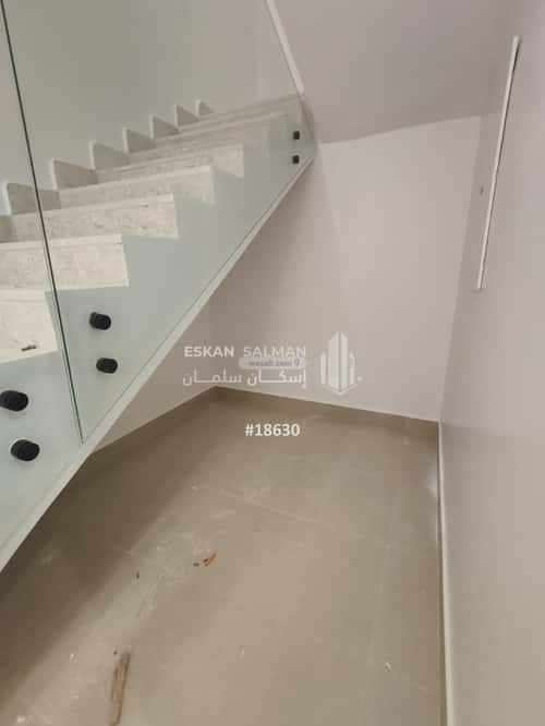 7 bedroom villa in Al Maizilah 3