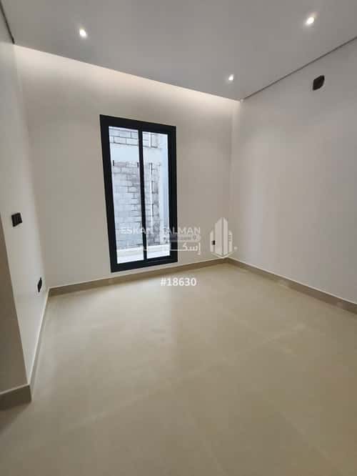 7 bedroom villa in Al Maizilah 9