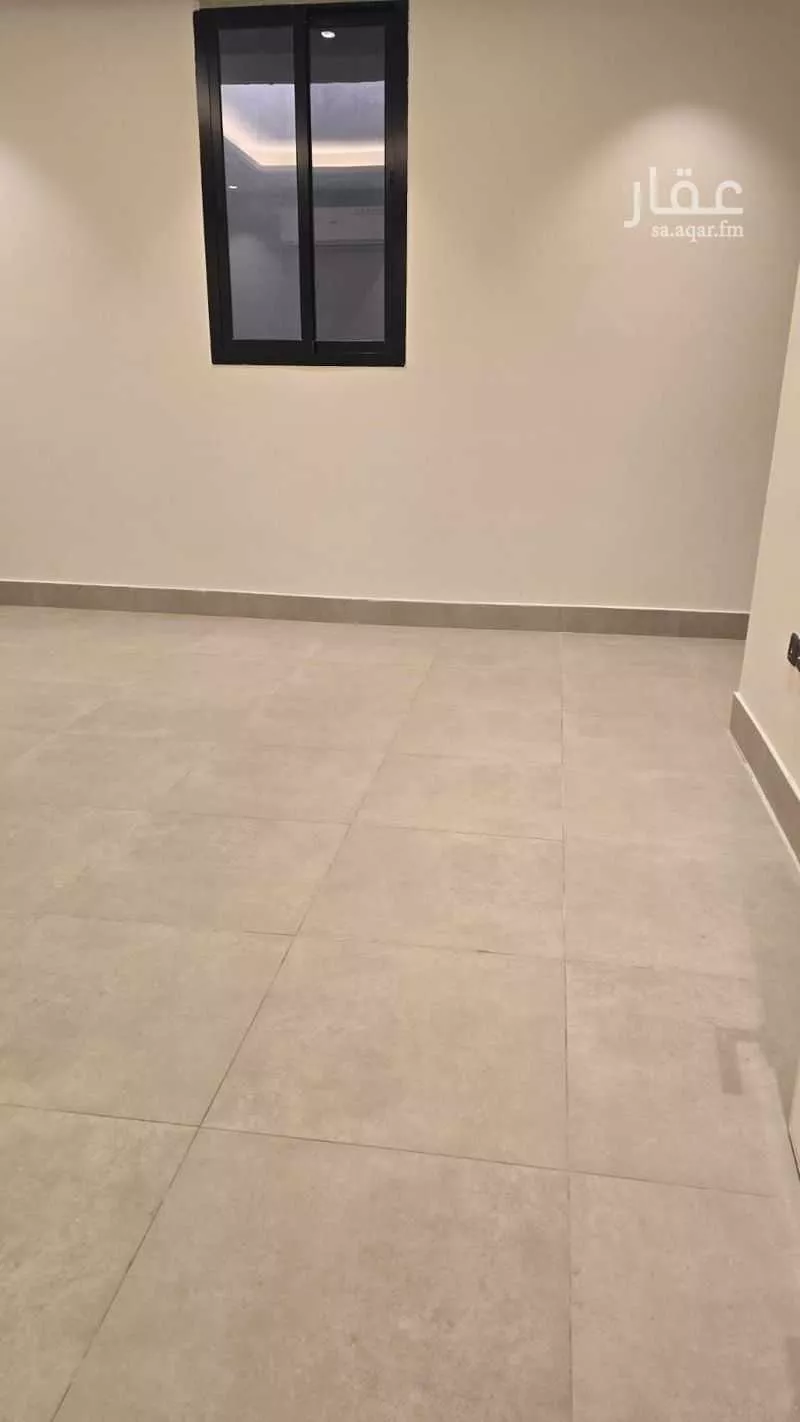 شقة 3 غرف في الملقا 8