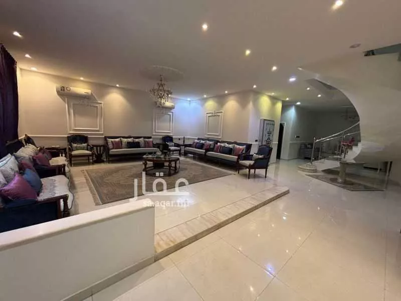14 bedroom apartment in Al Maizilah 5