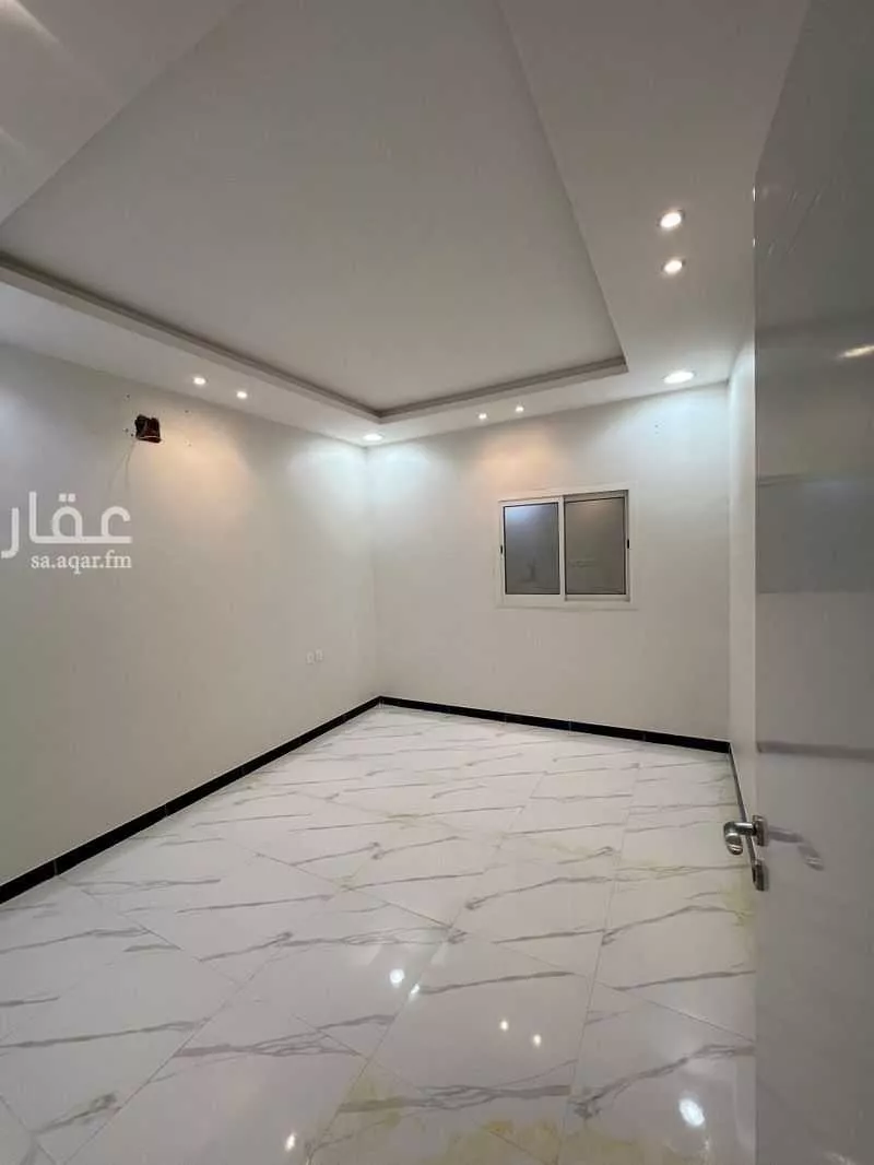 3 bedroom floor in Tuwaiq 2