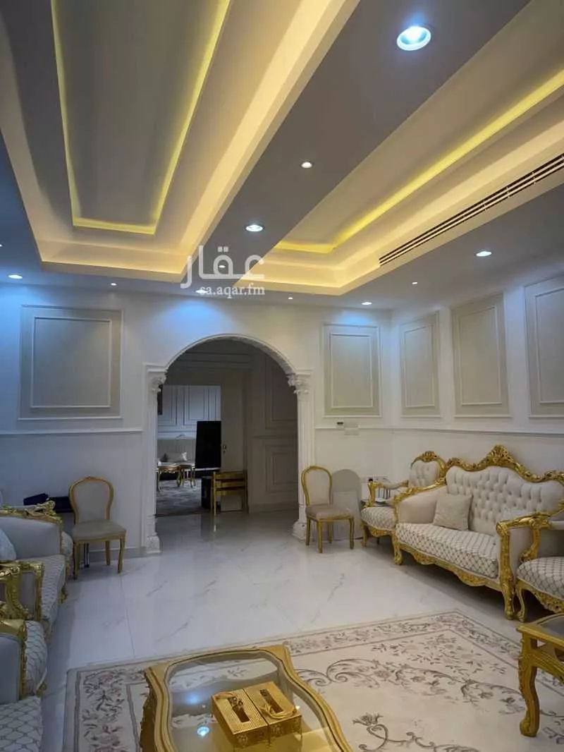 13 bedroom villa in Al Narjis 6