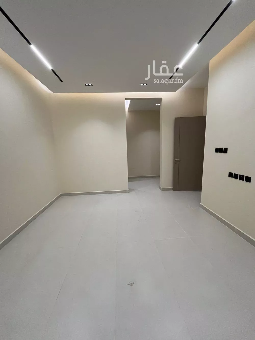 فيلا 4 غرف في الجنادرية 13