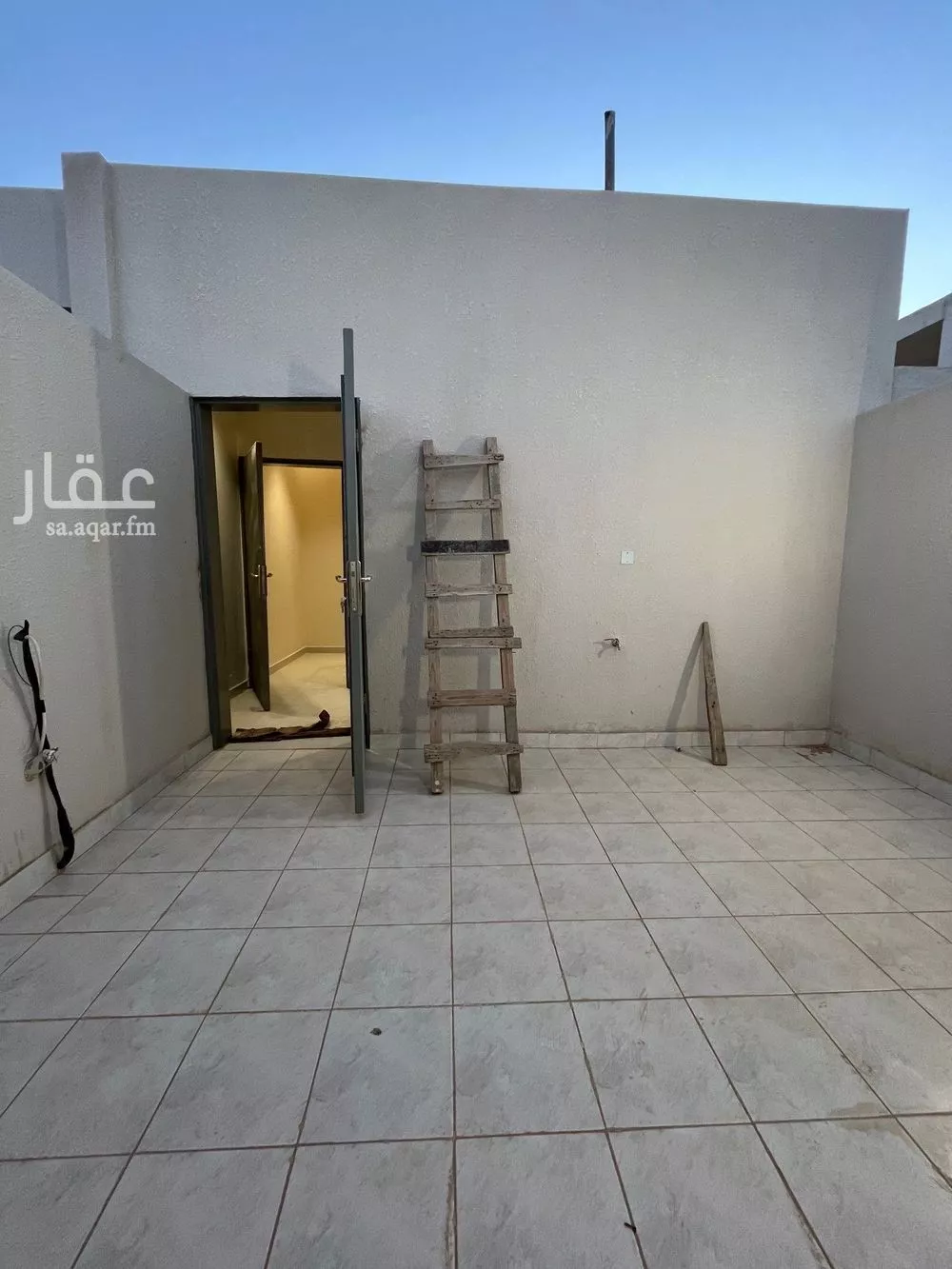 فيلا 4 غرف في الجنادرية 7