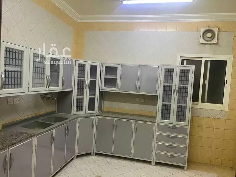 4 bedroom apartment in Dhahrat Laban 3