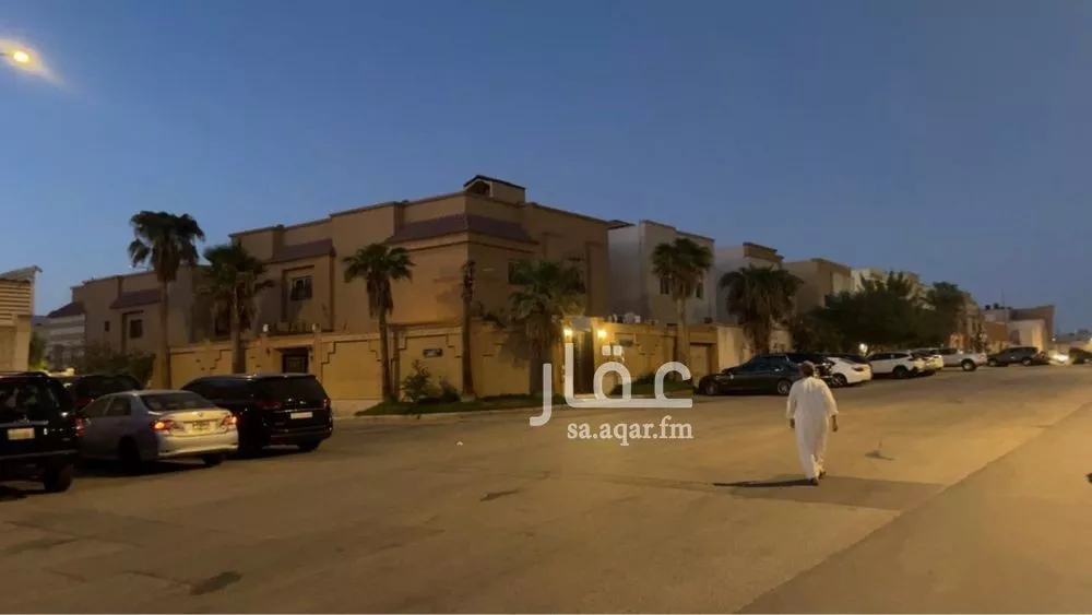 5 bedroom villa in Al Andalus 6
