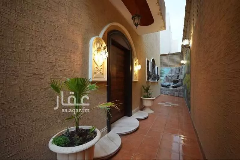 7 bedroom villa in Ishbiliyah 3