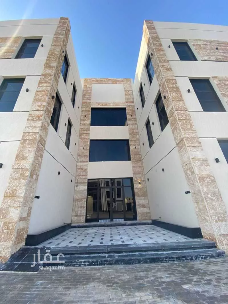 3 bedroom apartment in Al Mahdiyyah 4