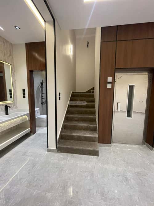 7 bedroom villa in Al Sharayea 2