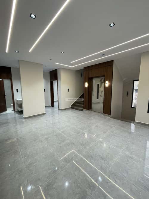 7 bedroom villa in Al Sharayea 4