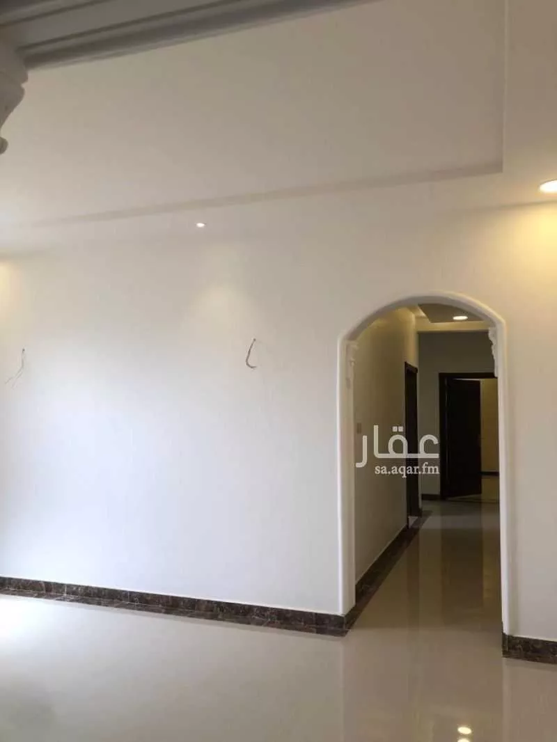 شقة 4 غرف في بدر 8