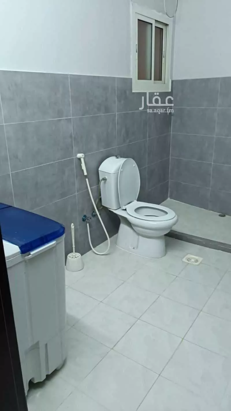 عمارة 347 م² في الزهراء 8