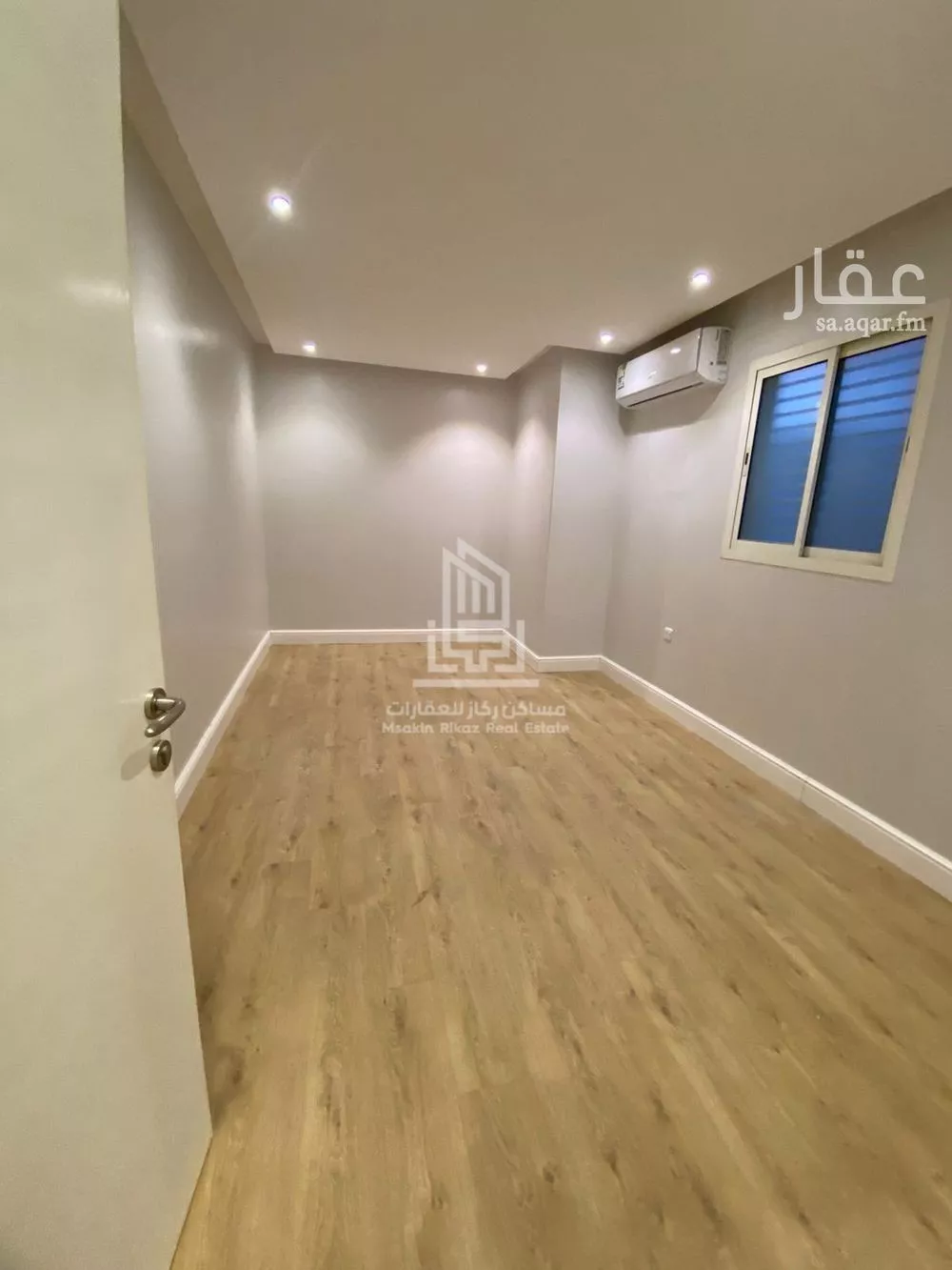 4 bedroom floor in Al Yasmin 12