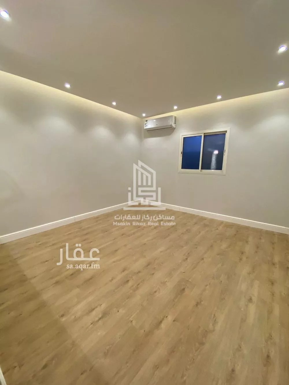 4 bedroom floor in Al Yasmin 8