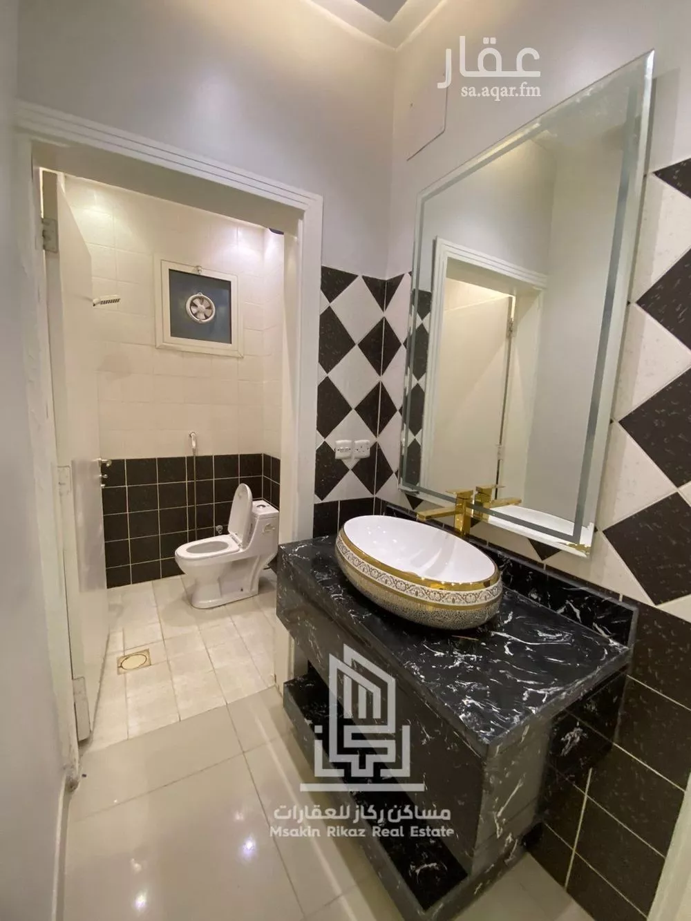 4 bedroom floor in Al Yasmin 10