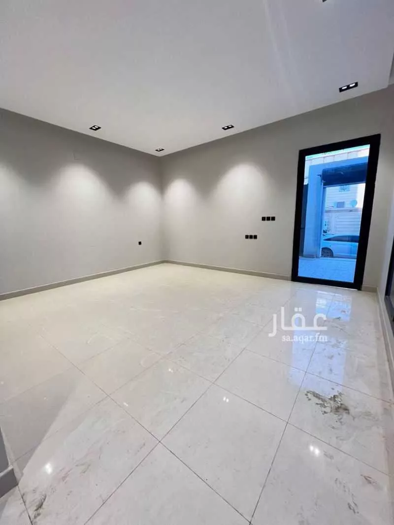 4 bedroom floor in Al Yarmouk 4