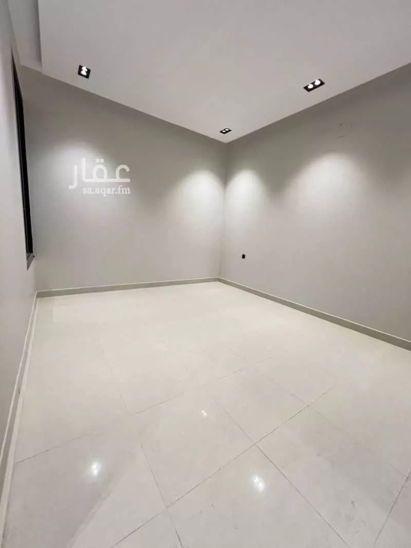 4 bedroom floor in Al Yarmouk 7