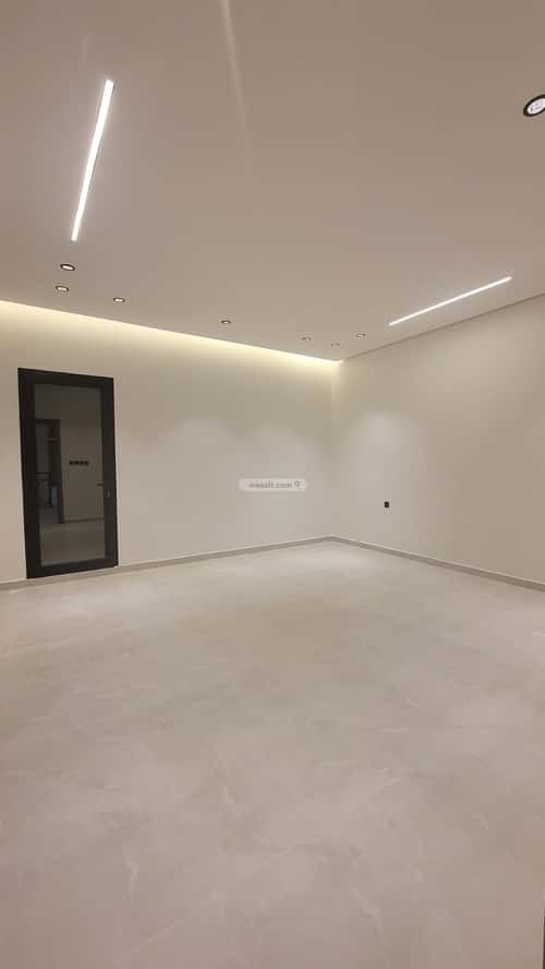6 bedroom villa in Al Janadriyah 3