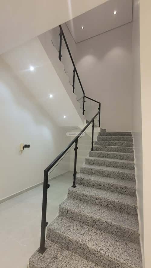 6 bedroom villa in Al Janadriyah 7