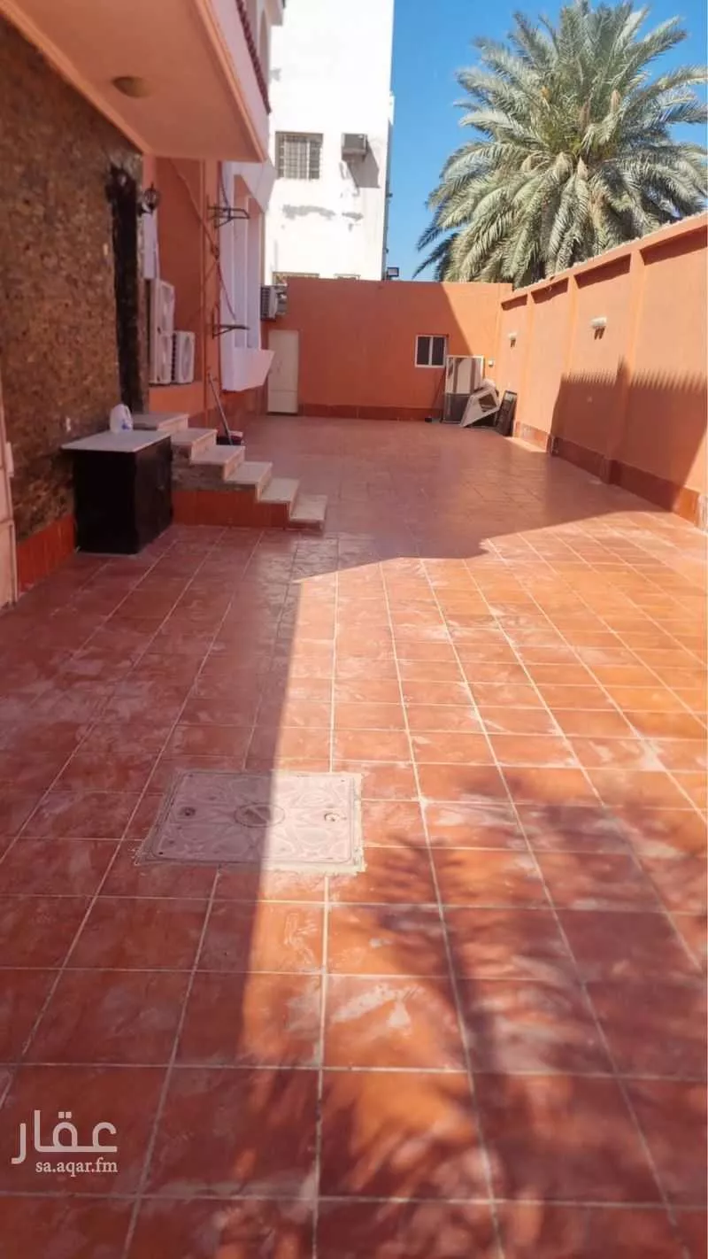 6 bedroom floor in Al Muhammadiyah 11