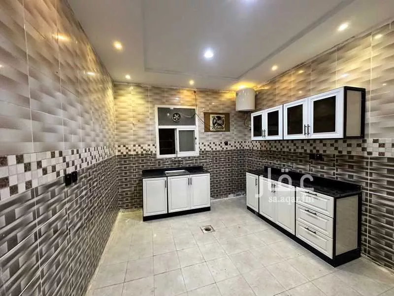 3 bedroom apartment in Al Rimal 10