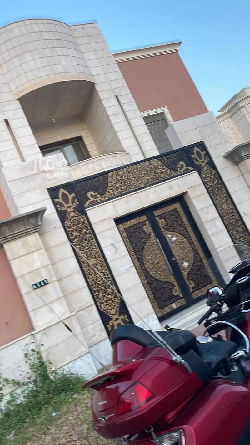 فيلا 5 غرف في الشاطئ 5