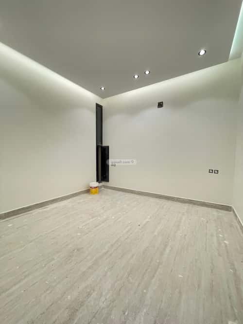 5 bedroom villa in Dhahrat Laban 5