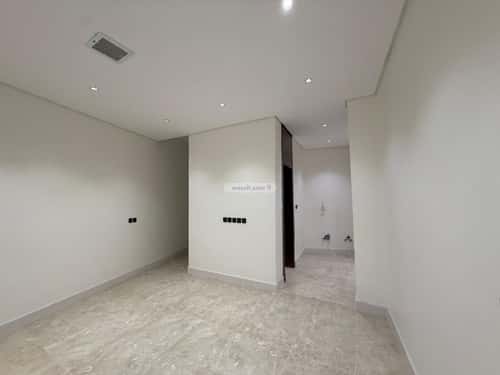 5 bedroom villa in Al Mahdiyyah 4