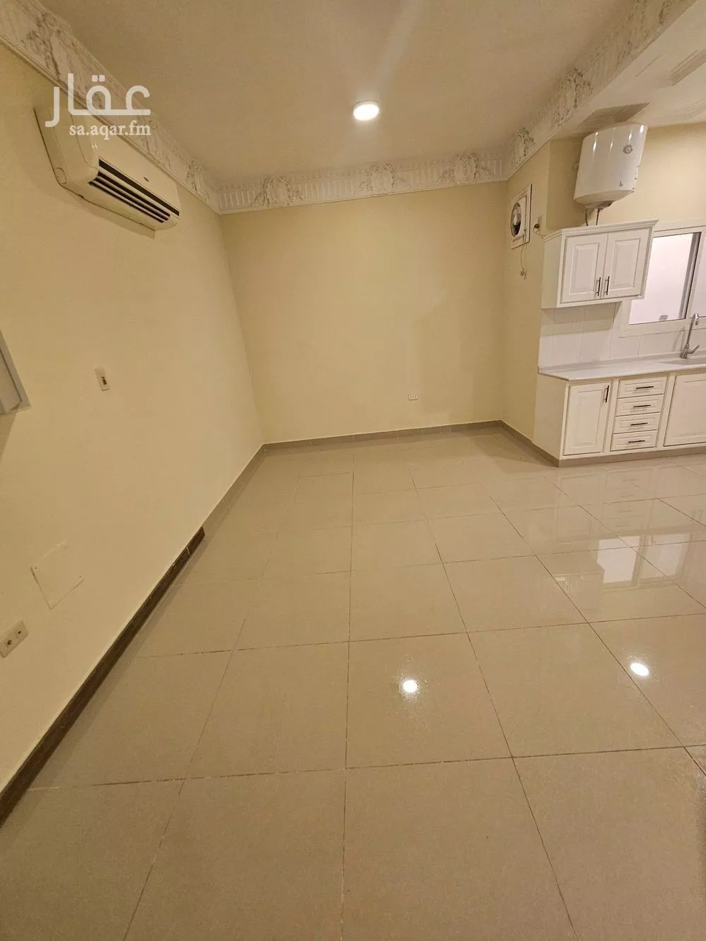 3 bedroom apartment in Hajar, Eastern Province 15
