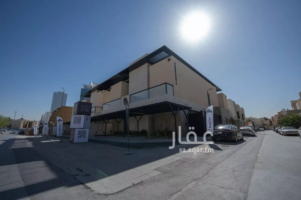 3 bedroom floor in Al Olaya 2