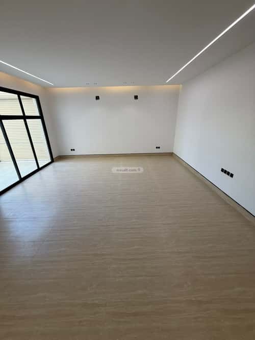 5 bedroom villa in Dhahrat Laban 4