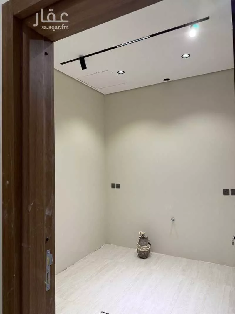 5 bedroom floor in Dhahrat Namar 2