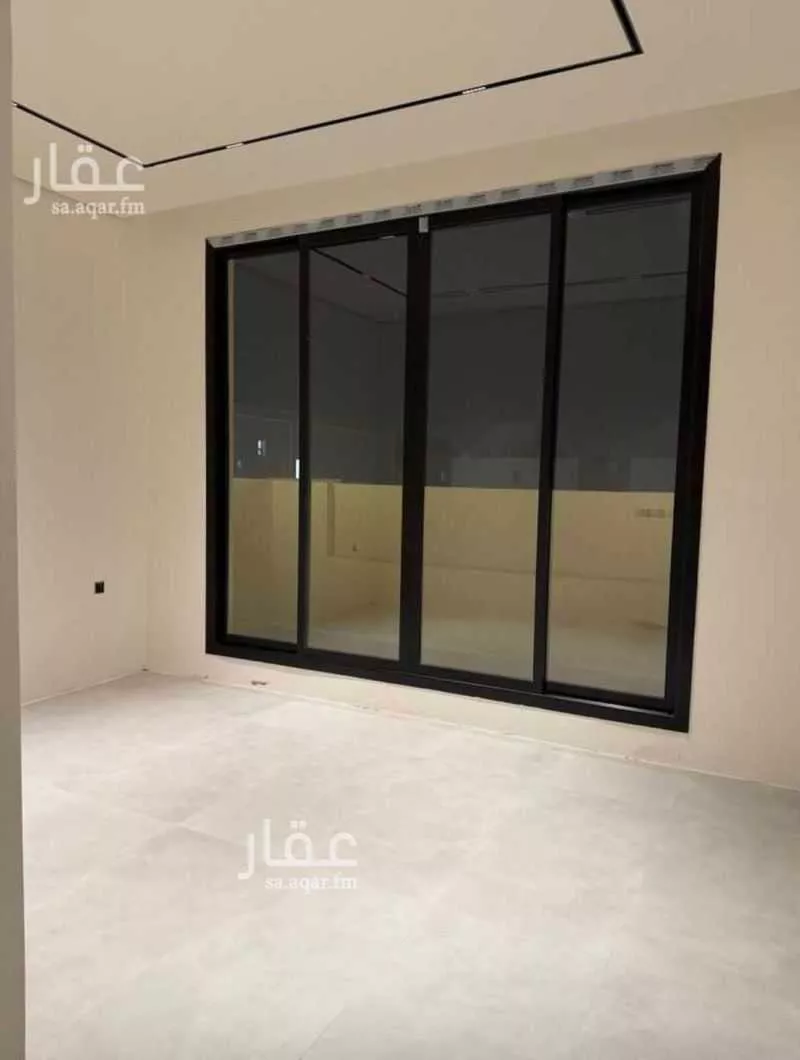 4 bedroom floor in Al Maizilah 7