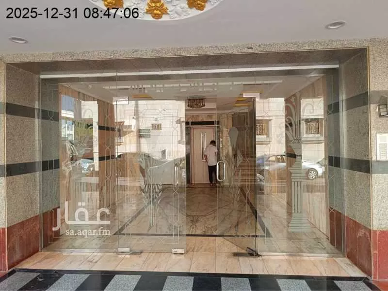 562 sqm building in Al Faisaliyyah 2