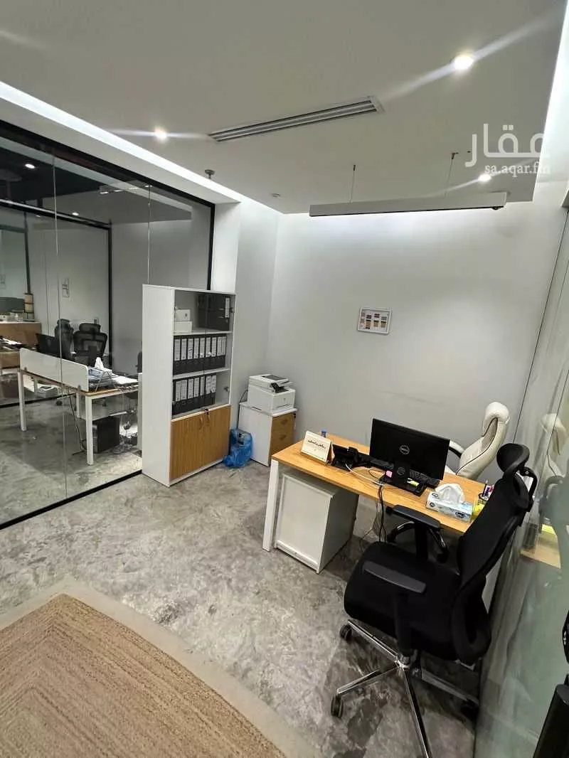 370 sqm office in Al Munsiyah 2