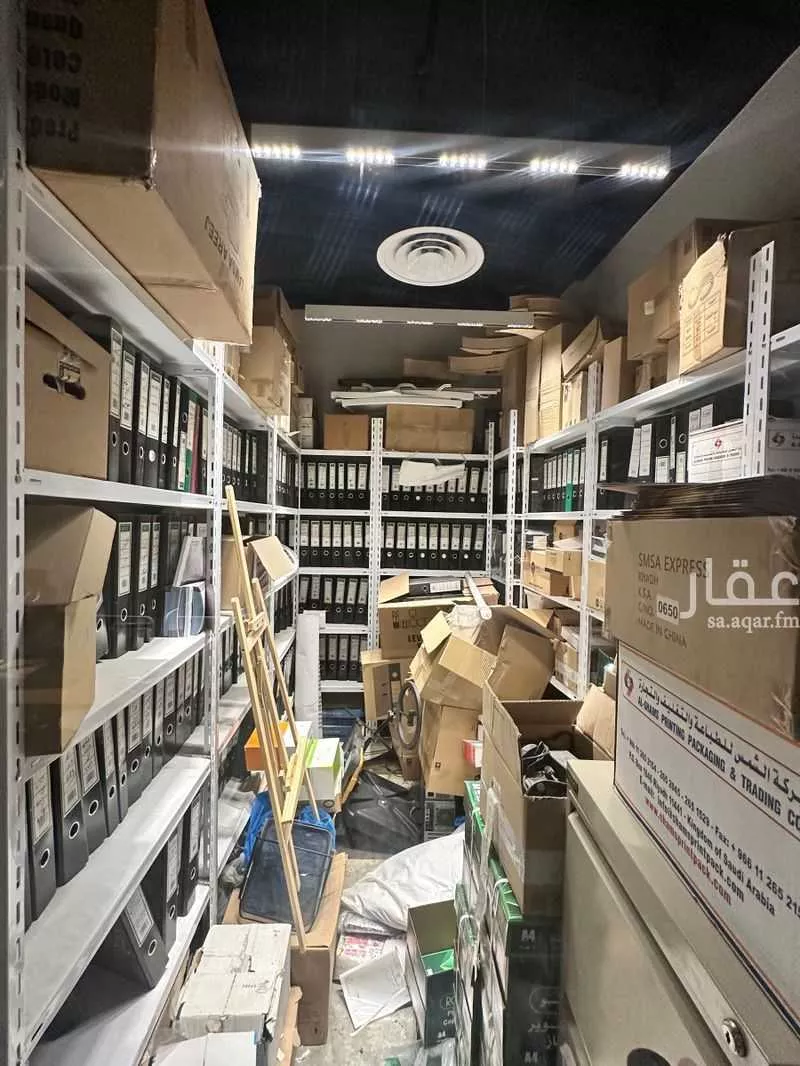 370 sqm office in Al Munsiyah 6