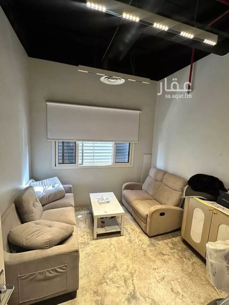 370 sqm office in Al Munsiyah 7