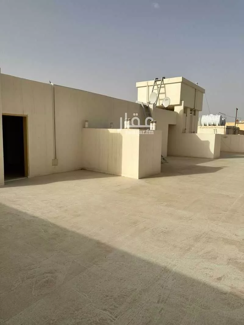عمارة 900 م² في الملك فيصل 5