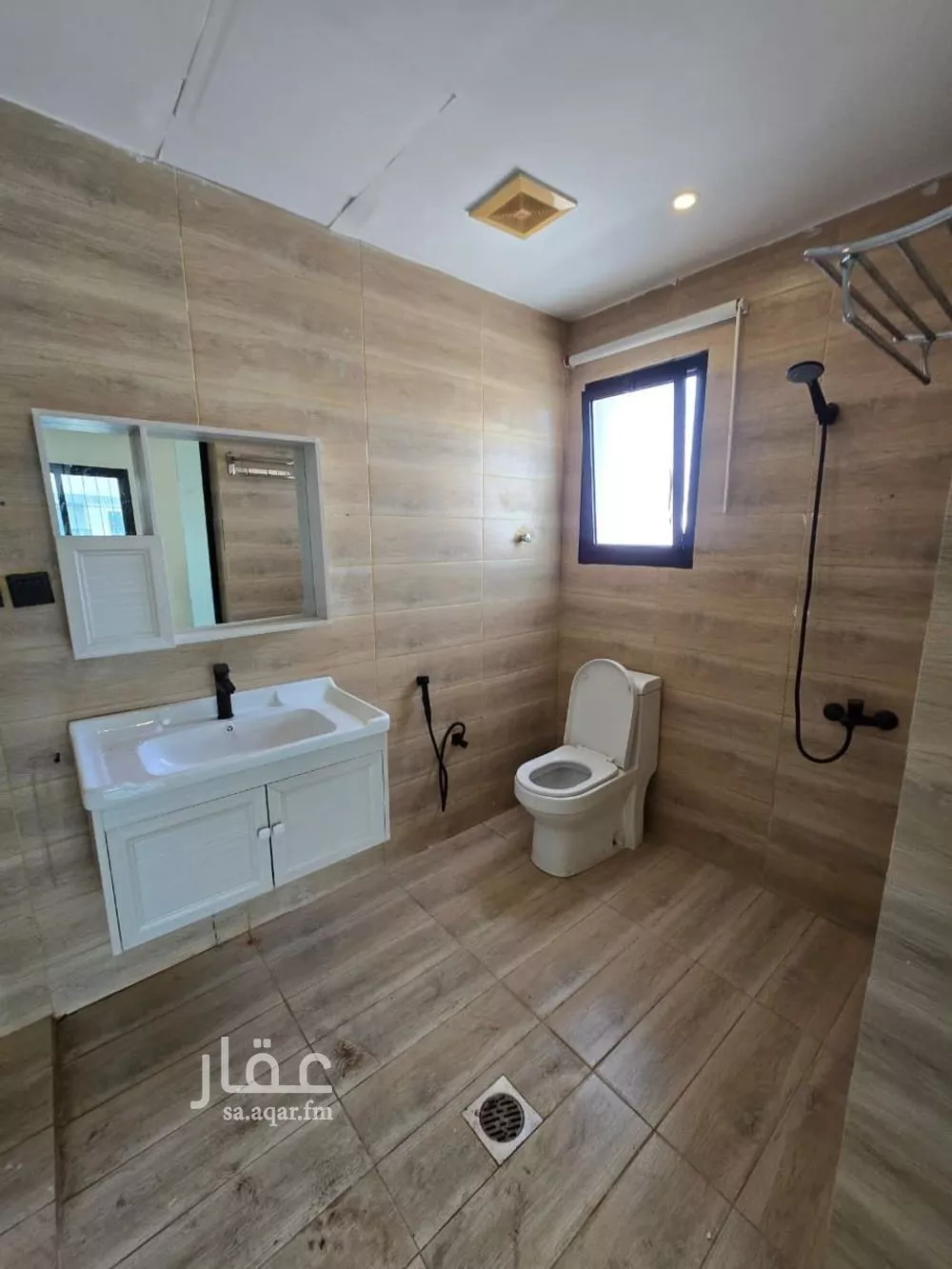 4 bedroom apartment in Al Hamra 36
