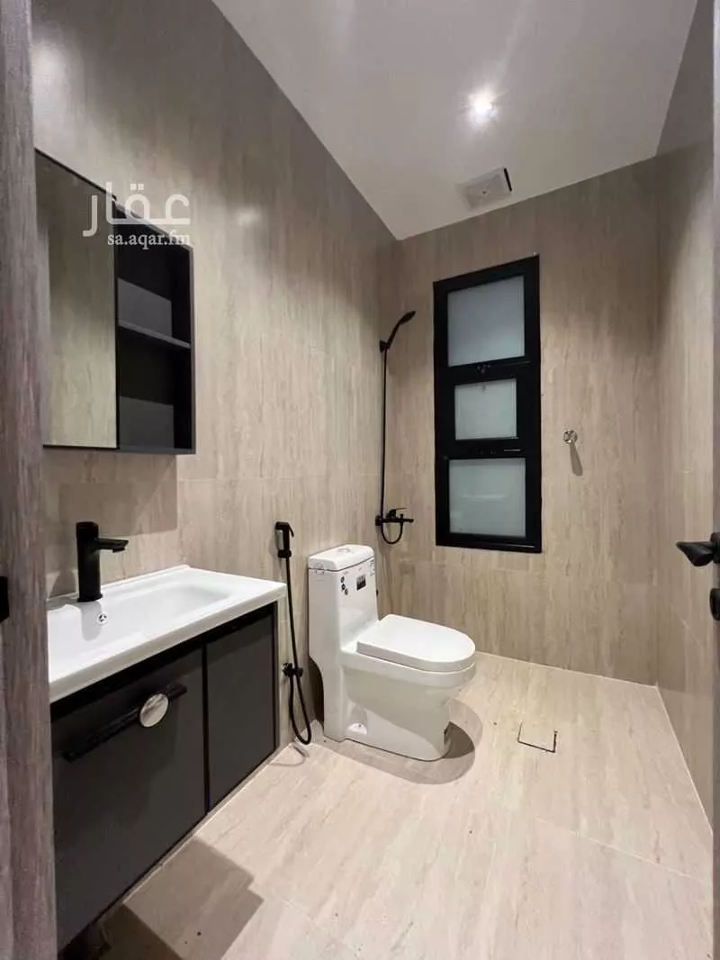 4 bedroom apartment in Al Khour, Eastern Province 22