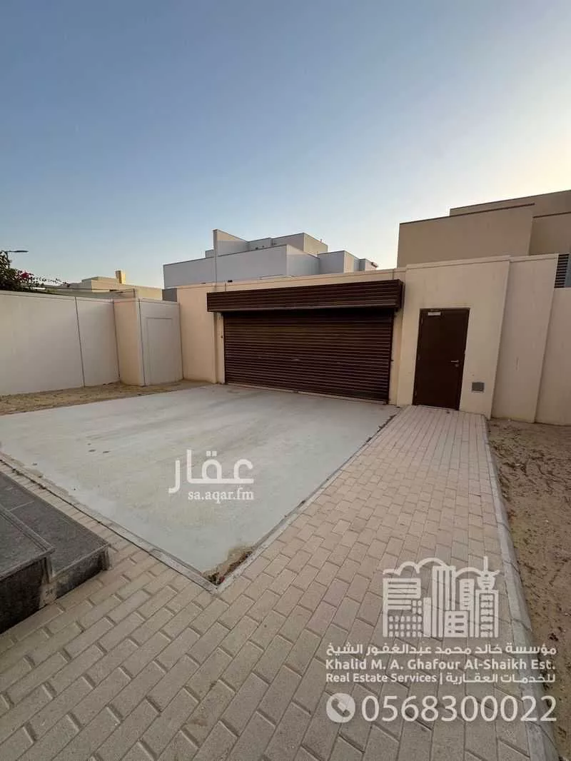 4 bedroom villa in Aramco 4