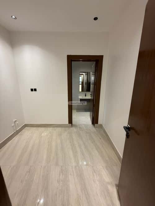 8 bedroom apartment in Al Janadriyah 18