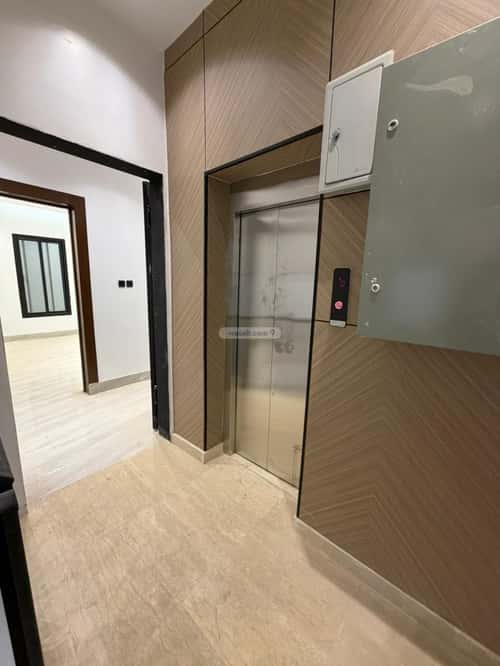 8 bedroom apartment in Al Janadriyah 10