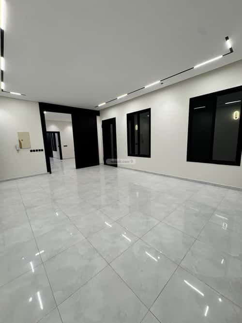 5 bedroom floor in Al Janadriyah 1