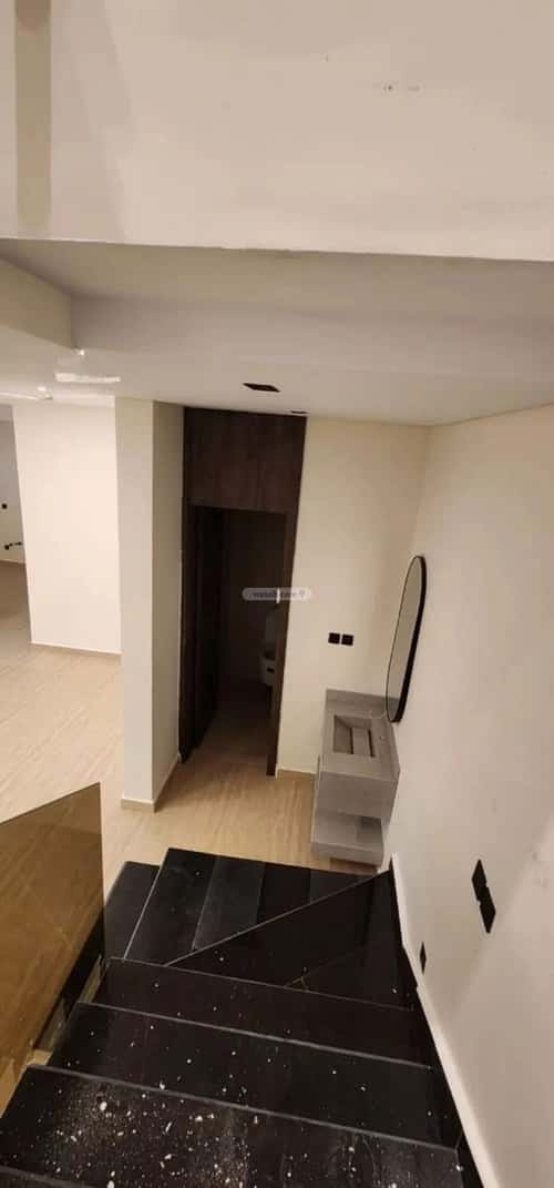 5 bedroom villa in Al Zahrah 13